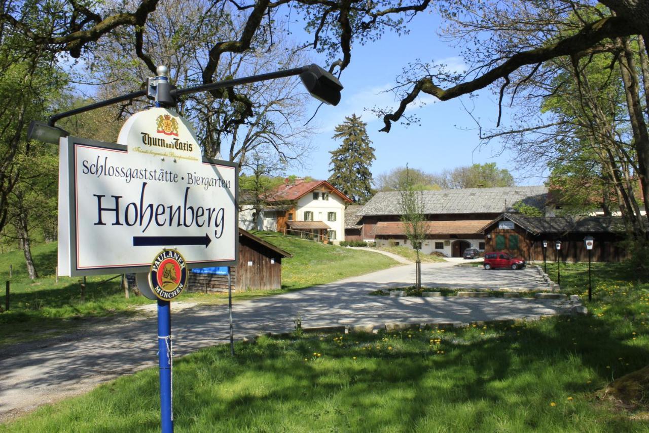 Wald Apartments Bei Schlossgaststaette Hohenberg - Seeshaupt, Suedlicher Stanberger See, Kostenfrei Parken, Ladestation Fuer Auto Und Fahrad, Wlan, Natur Pur Exterior foto